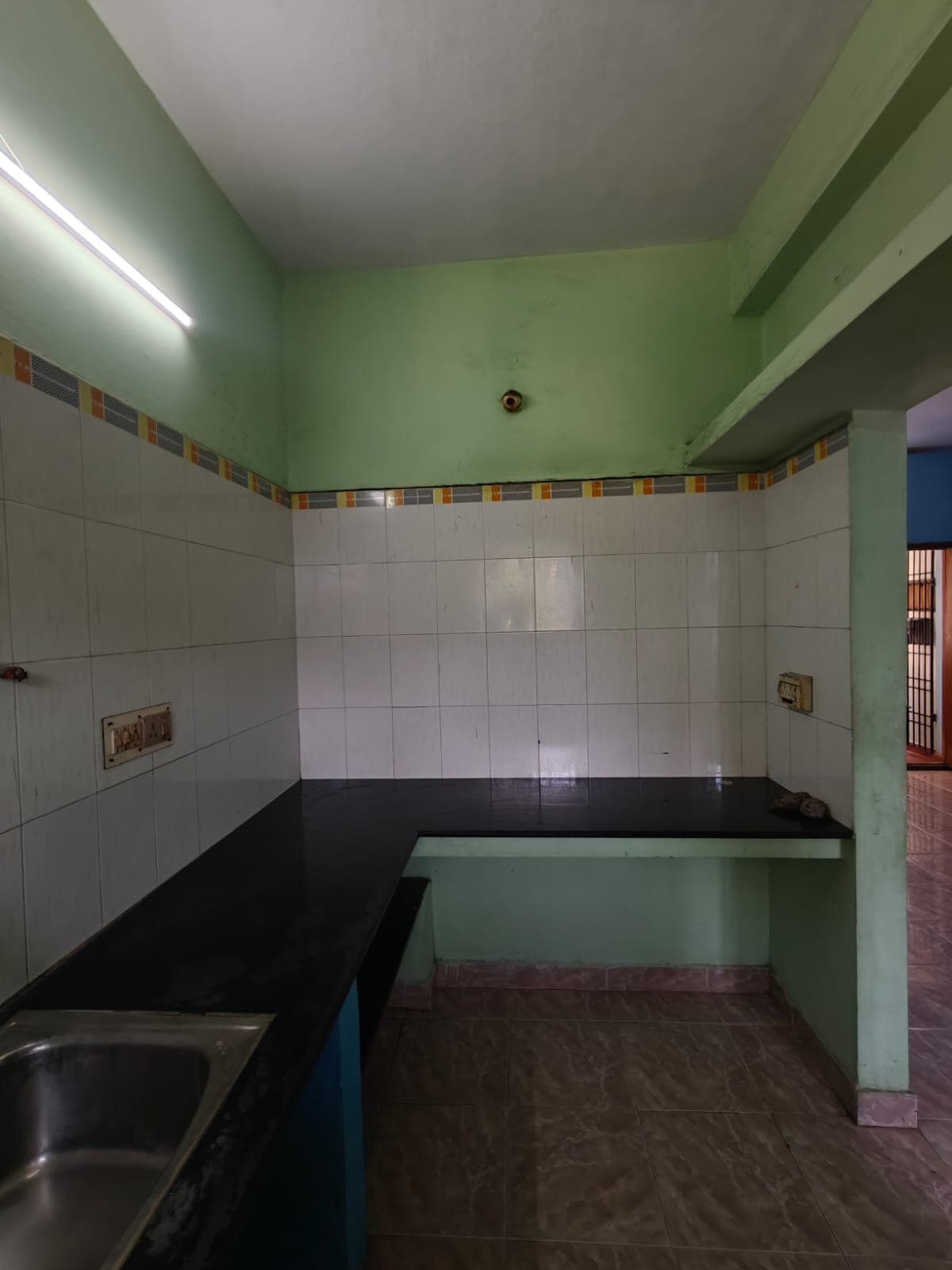 2 BHK Apartment for Rent in Kolathur