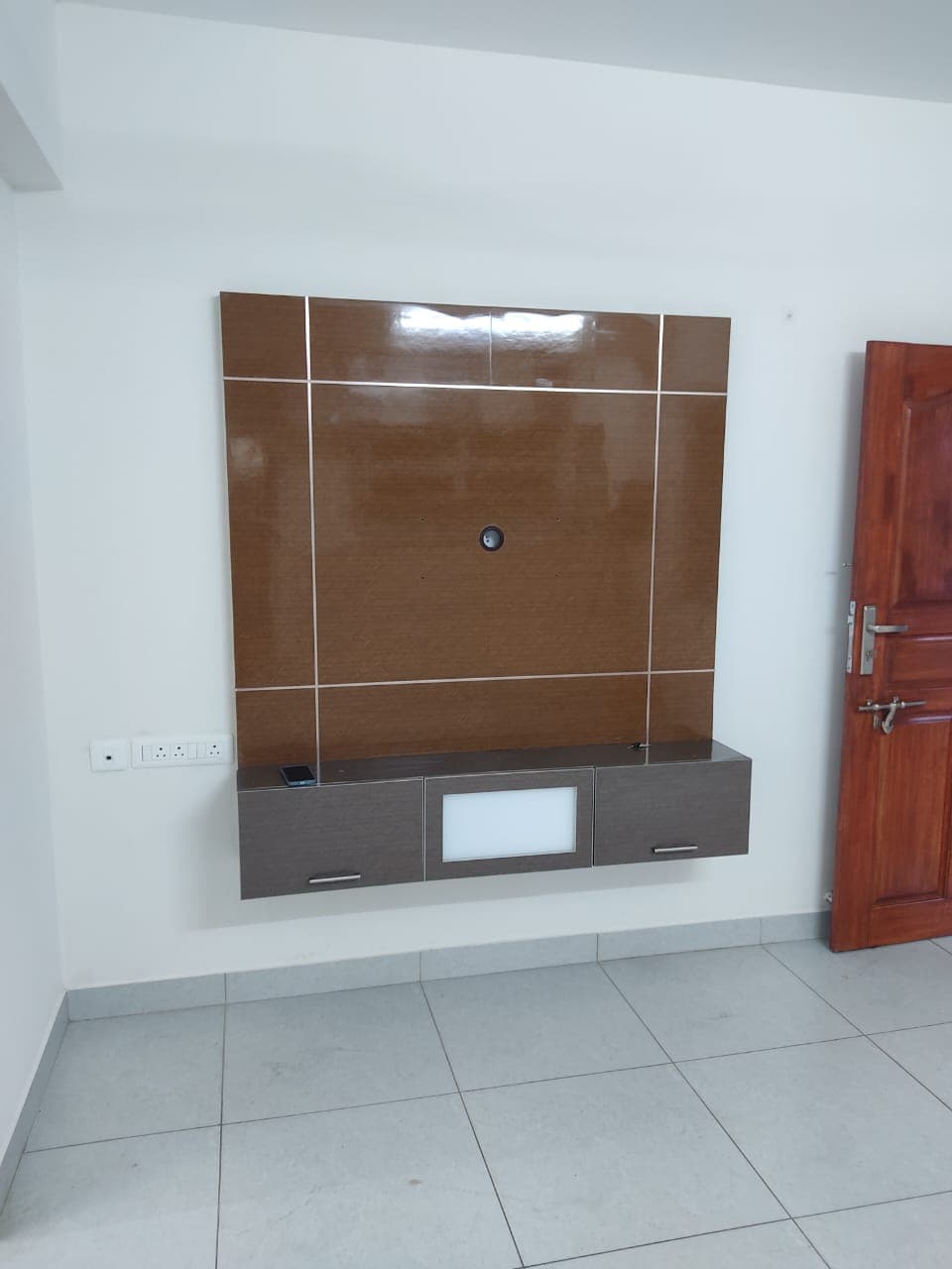 2 BHK Apartment for Rent in Thiruvanmiyur 2