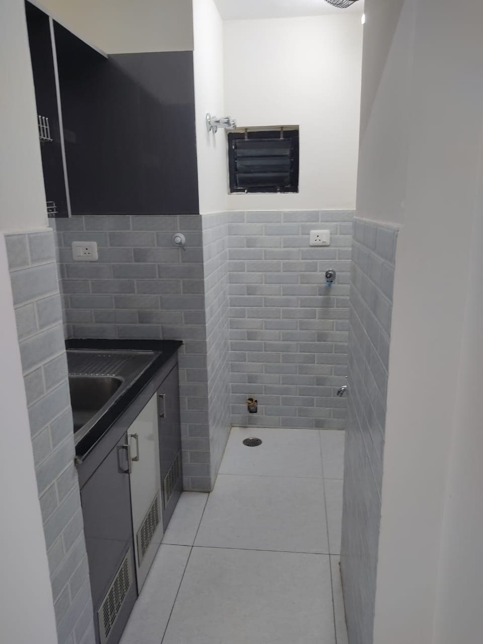 2 BHK Apartment for Rent in Thiruvanmiyur 4