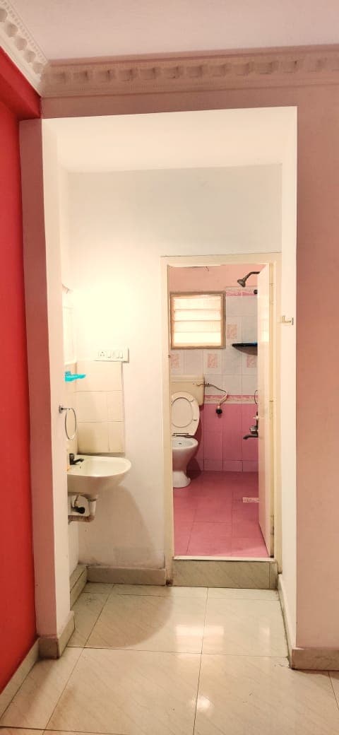 2 BHK Apartment for Rent in Velachery 4